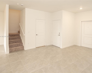 270 Sw 159 Pl - Photo Thumbnail 9