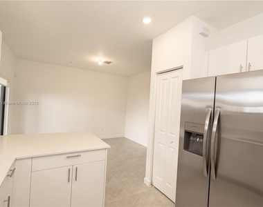 270 Sw 159 Pl - Photo Thumbnail 5