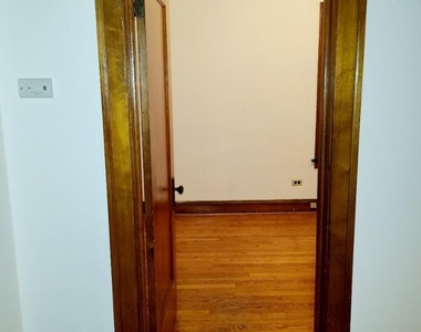 457 E 88th Place - Photo Thumbnail 9