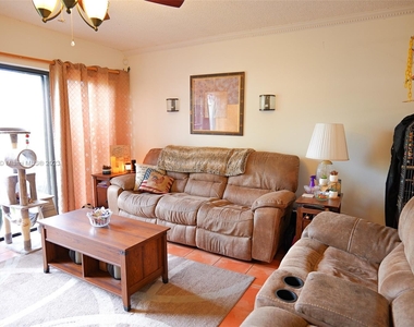 4305 Sw 70th Ter - Photo Thumbnail 20