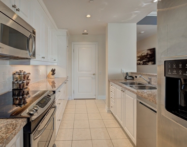 1210 Boul. De Maisonneuve O. #24a - Photo Thumbnail 11