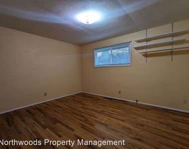 1764 Linwood St - Photo Thumbnail 15