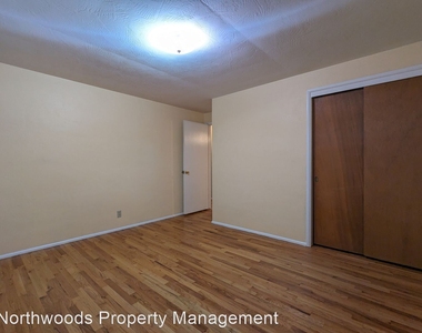 1764 Linwood St - Photo Thumbnail 14