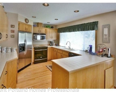 15470 Sw Nightingale Court - Photo Thumbnail 6