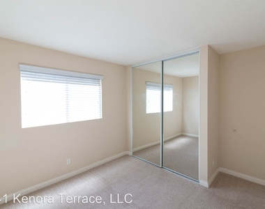 3541 Kenora Drive - Photo Thumbnail 21