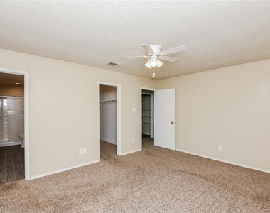 10781 Braemoor Drive - Photo Thumbnail 10