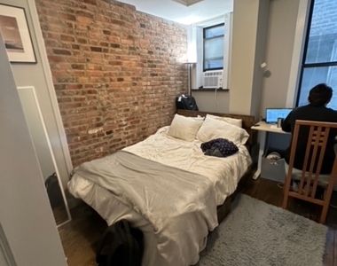 153 Rivington Street - Photo Thumbnail 7