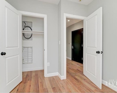 52 Yonkers Avenue - Photo Thumbnail 5