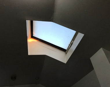 455 East 45th Street - Photo Thumbnail 3