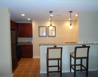 945 Registry Boulevard - Photo Thumbnail 6