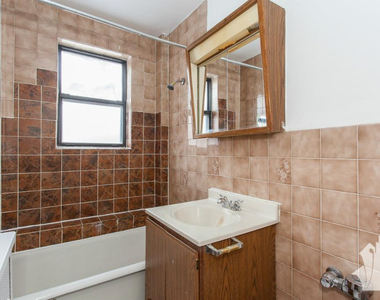 739 West Belmont Avenue - Photo Thumbnail 5