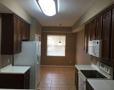 9440 Myrtle Ck Ln #1009 - Photo Thumbnail 2