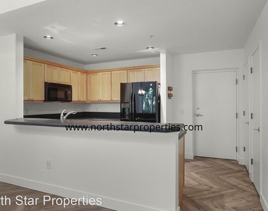 2327 Nw Northrup St. #5 - Photo Thumbnail 14