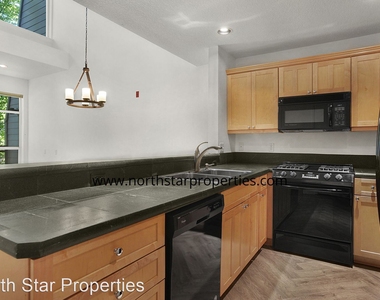 2327 Nw Northrup St. #5 - Photo Thumbnail 16