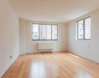 Upper West Side  - Photo Thumbnail 2