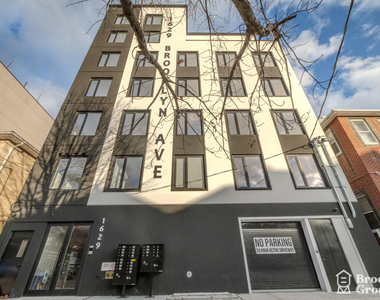 1629 Brooklyn Avenue - Photo Thumbnail 15
