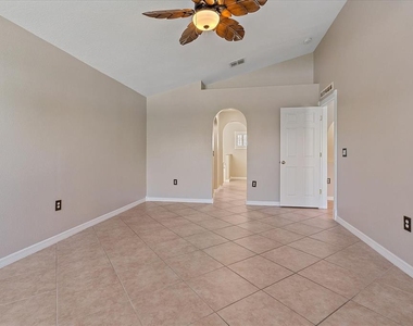 10473 Pensacola Street - Photo Thumbnail 9