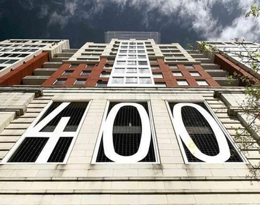 400 W North Street - Photo Thumbnail 1