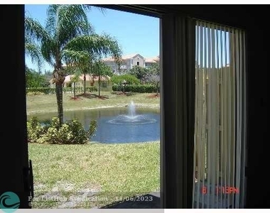 3884 Nw 90th Ave - Photo Thumbnail 13