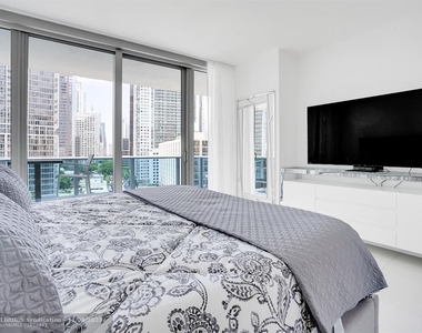 200 Biscayne Boulevard Way - Photo Thumbnail 32