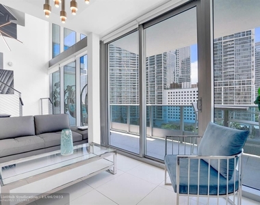 200 Biscayne Boulevard Way - Photo Thumbnail 10