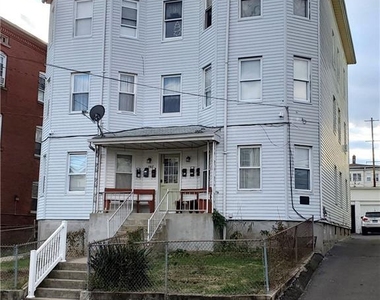 162 Grove Street - Photo Thumbnail 16