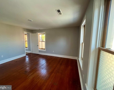 5445 Germantown Ave - Photo Thumbnail 28