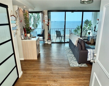 2601 E Ocean Boulevard - Photo Thumbnail 4