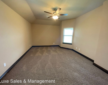 5721 Gadwall Rd - Photo Thumbnail 11