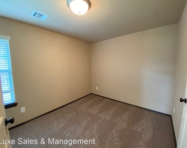 5721 Gadwall Rd - Photo Thumbnail 28