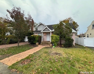 734 Windsor Road - Photo Thumbnail 0