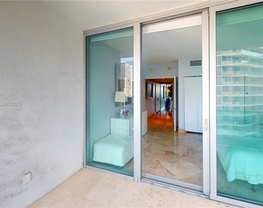 1331 Brickell Bay Dr - Photo Thumbnail 31