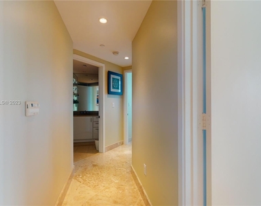 1331 Brickell Bay Dr - Photo Thumbnail 23