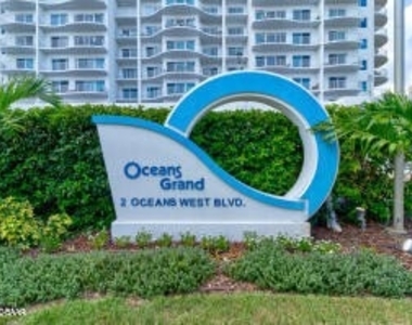 2 Oceans West Boulevard - Photo Thumbnail 4