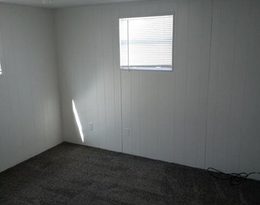 4600 N Kain Avenue - Photo Thumbnail 13