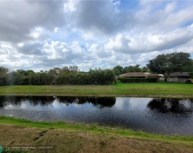 10982 Royal Palm Blvd - Photo Thumbnail 17