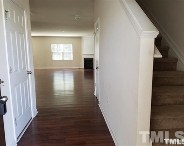 4372 Lyman Avenue - Photo Thumbnail 1