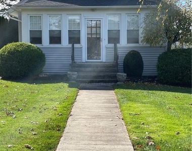 14 Clintonville Road - Photo Thumbnail 1