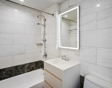 400 West 59th Street - Photo Thumbnail 12