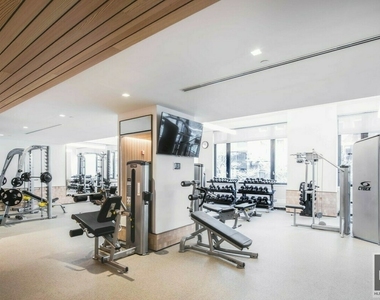 400 West 59th Street - Photo Thumbnail 15