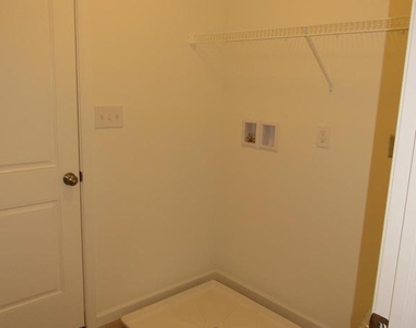 357 Killington Ln - Photo Thumbnail 11