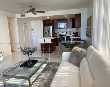 3505 S Ocean Dr - Photo Thumbnail 12