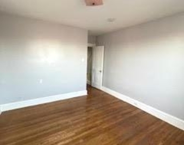 2643 Snyder Ave - Photo Thumbnail 31