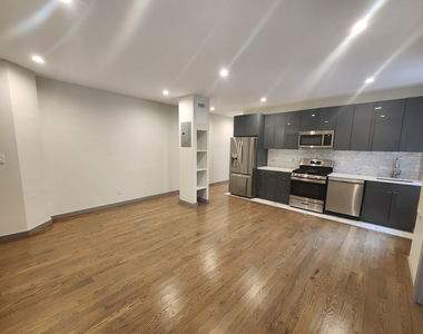 600 West 150th Street - Photo Thumbnail 3