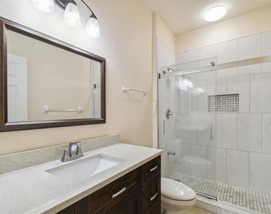 12814 Pacifica Place - Photo Thumbnail 21