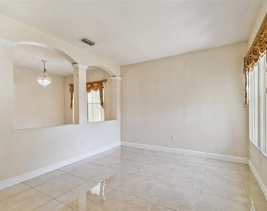 12814 Pacifica Place - Photo Thumbnail 8