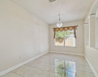 12814 Pacifica Place - Photo Thumbnail 11