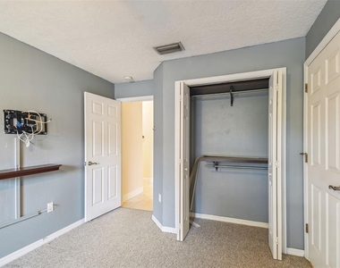 12814 Pacifica Place - Photo Thumbnail 24