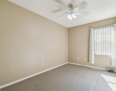 12814 Pacifica Place - Photo Thumbnail 20