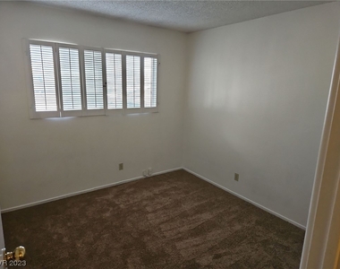 2724 Capistrano Avenue - Photo Thumbnail 25